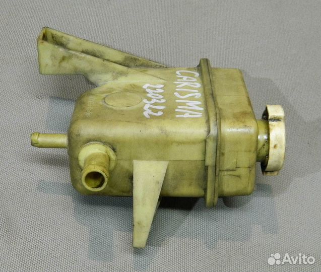 Бачок гур Mitsubishi Carisma