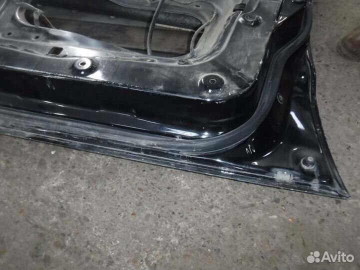 Дверь передняя правая Mitsubishi Pajero 3 6G74