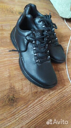 Кросовки летние 39 размер