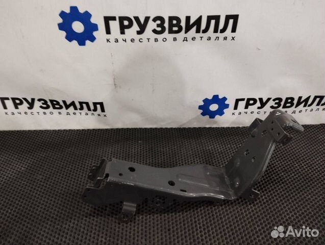 Крепление фары (кронштейн фары) правой Volvo FH4