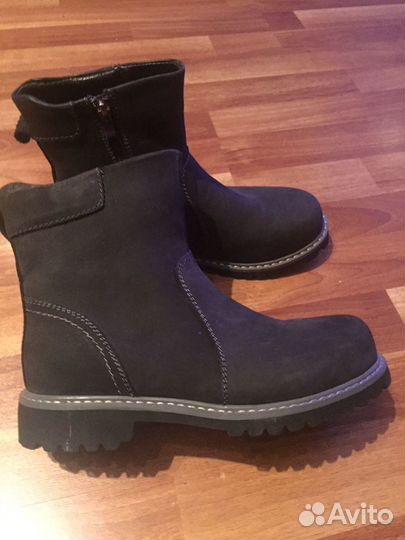 Ботинки новые