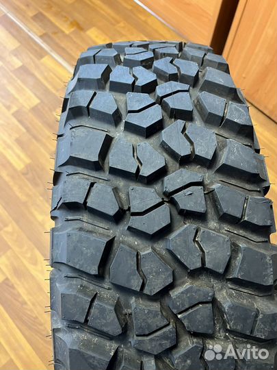 Bfgoodrich Mud-Terrain T/A KM2 255/75 R17