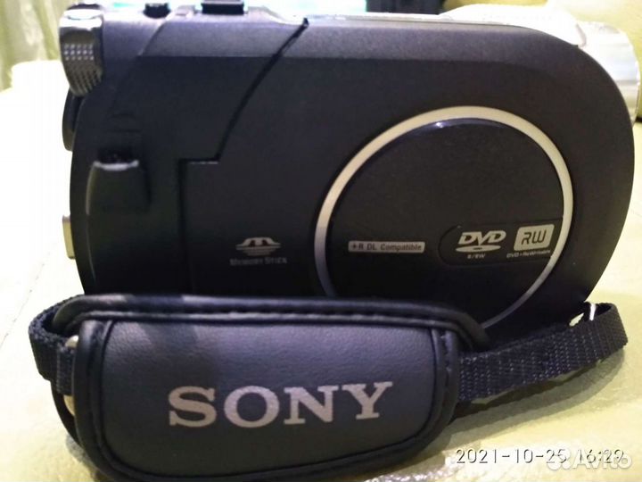 Видеокамера sony