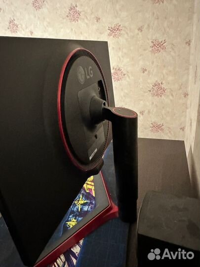 Монитор LG 24 дюйма