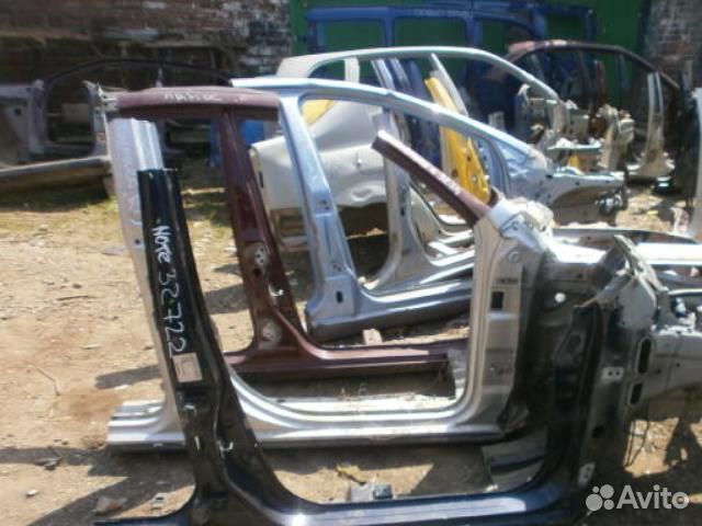 Боковина кузова nissan note