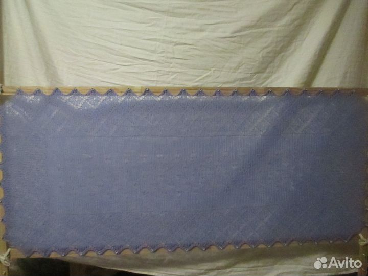 Ажурный белый палантин