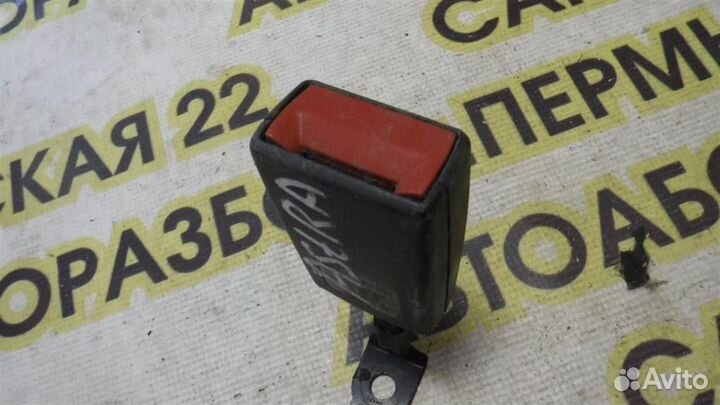 Ответная часть ремня безопасности Opel Astra H 20