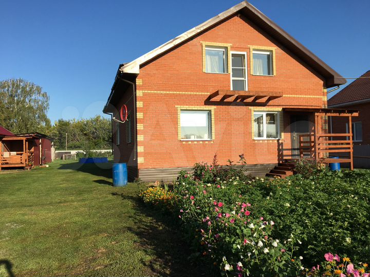 Коттедж 175 м² на участке 20 сот.