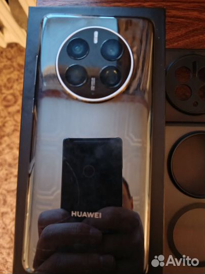 HUAWEI Mate 50 Pro, 8/256 ГБ