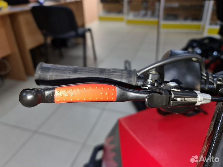 Ikudzo-briggs&stratton 1450/500 EKR15 реврс,красн