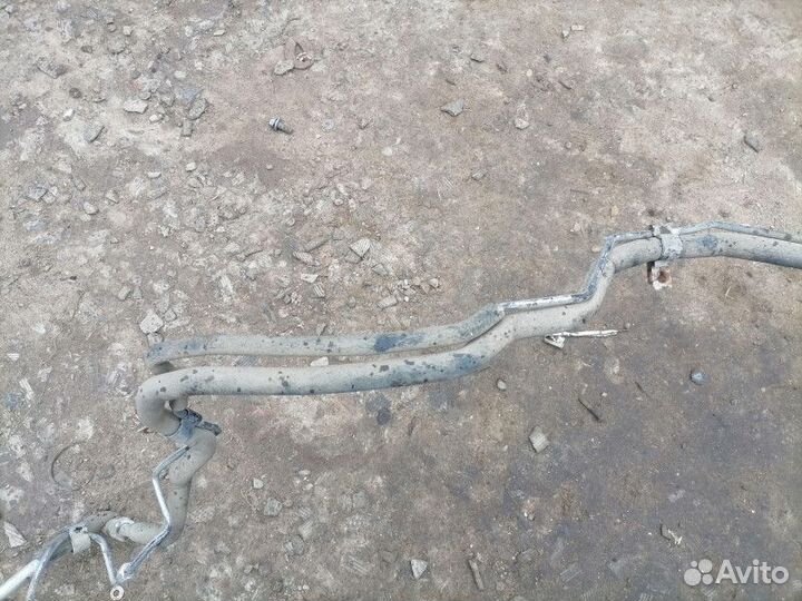 Трубка кондиционера Mitsubishi Pajero