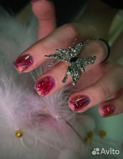 Мастер маникюра