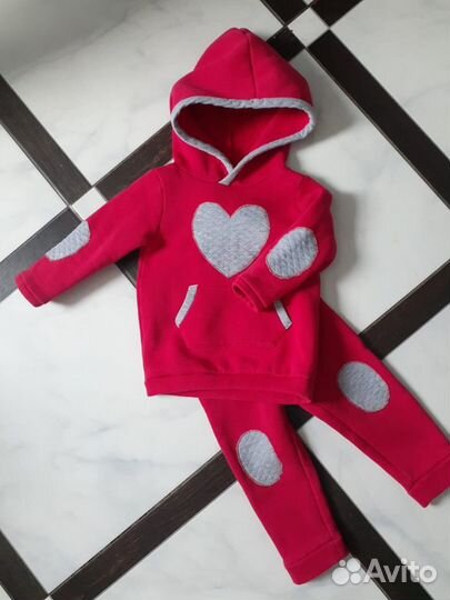 Костюм спортивный