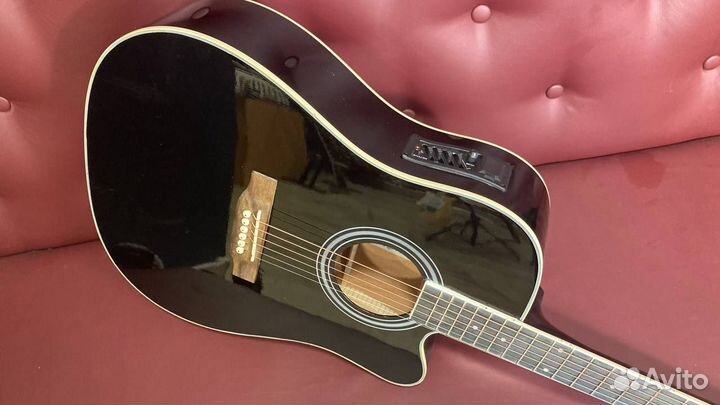 Гитара дредноут с подключением