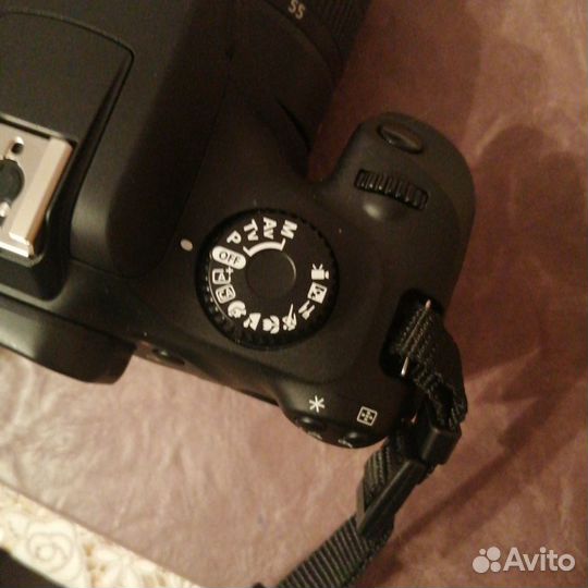 Canon eos 4000d kit