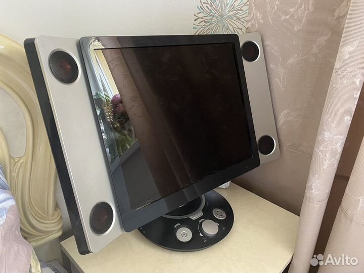 Монитор для компьютера philips