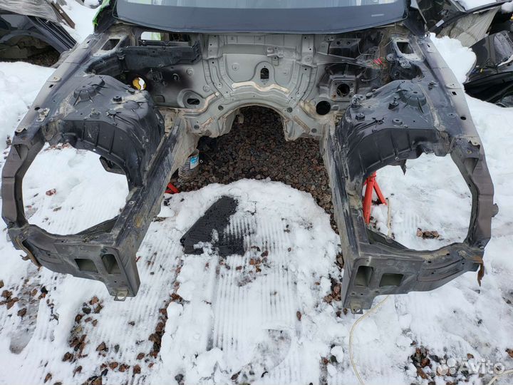 Лонжерон передний правый левый Genesis G80