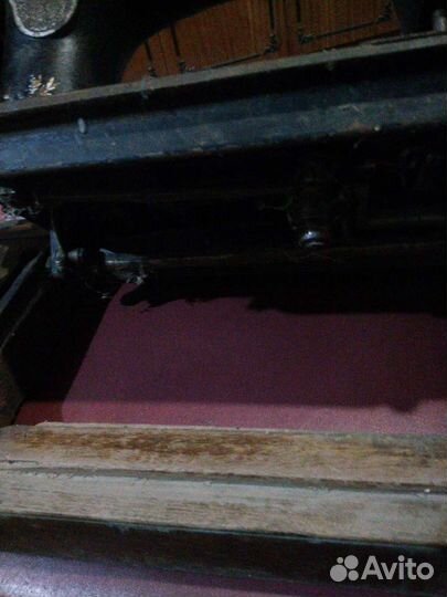 Швейная машина Singer