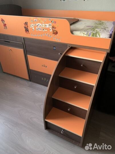 Кровать чердак с рабочей зоной ярофф малыш