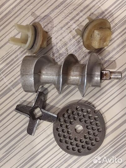 Мясорубка электрическая Bosch