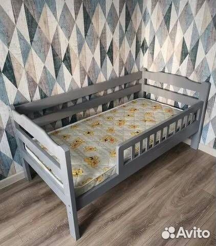 Детская кровать из массива сосны