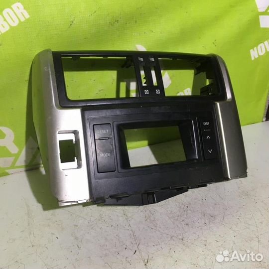 Накладка торпедо Тойота Лэнд Крузер Прадо 150 09+