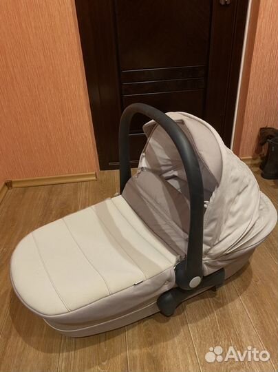 Детская коляска