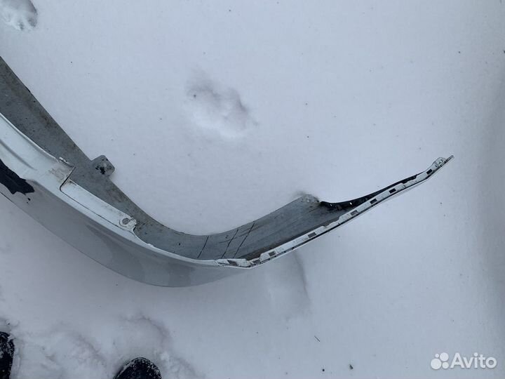 Задний бампер на Hyundai Solaris 2012 года оригина