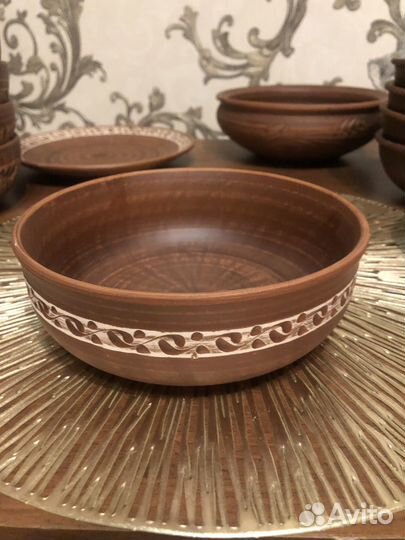 Посуда из красной глины новая