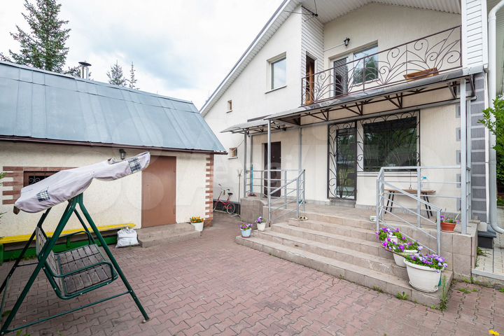 Коттедж 155 м² на участке 5,7 сот.