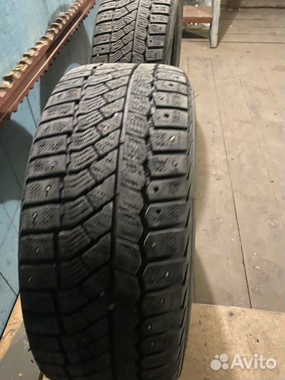 Viatti Brina Nordico V-522 215/50 R17