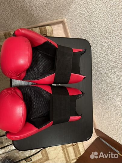 Продам перчатки Green Hill