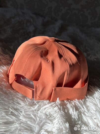 Кепки и докеры