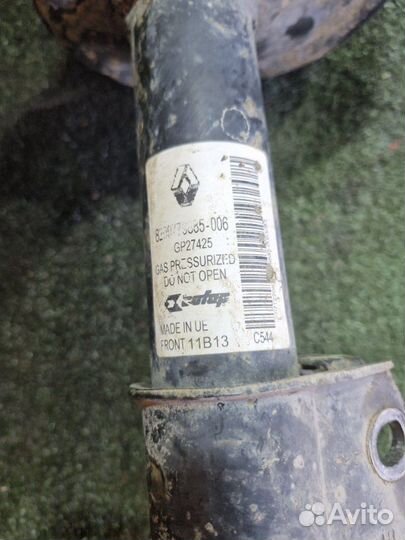 Передняя стойка кузова передняя левая Renault