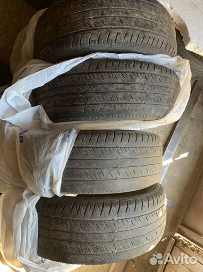 Dunlop SP Qualifier TG40 235/65 R17