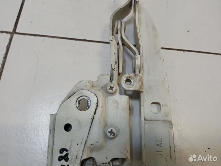 Петля капота левая Infiniti Q50 V37