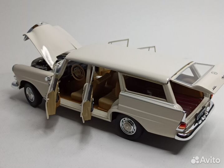 Mercedes 200 Universal-1966 Cream 1:18 Norev