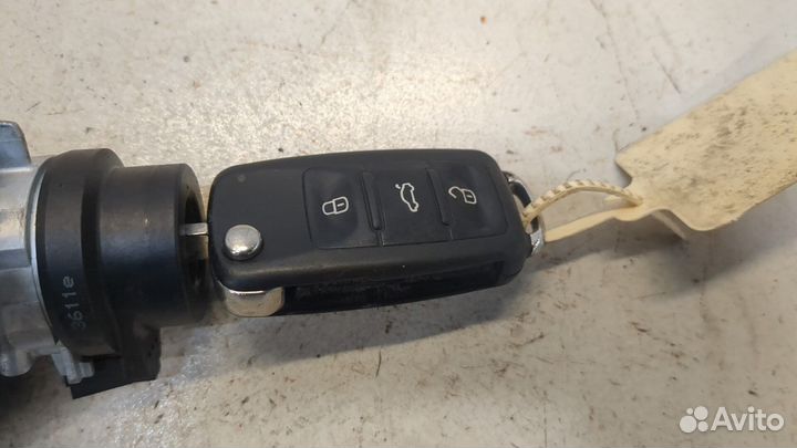 Замок зажигания Volkswagen Touran, 2012