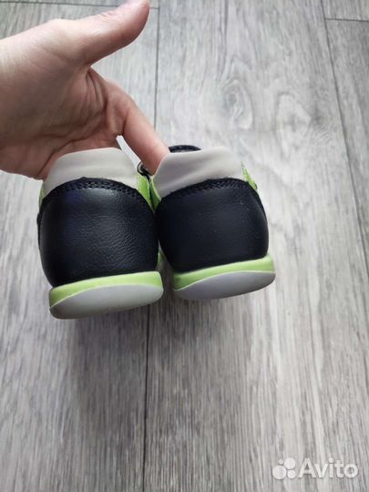 Сандали 25 размер