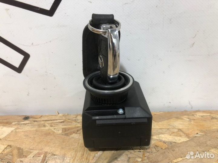 Замок зажигания Mercedes-Benz C-Class W204 Рестайл