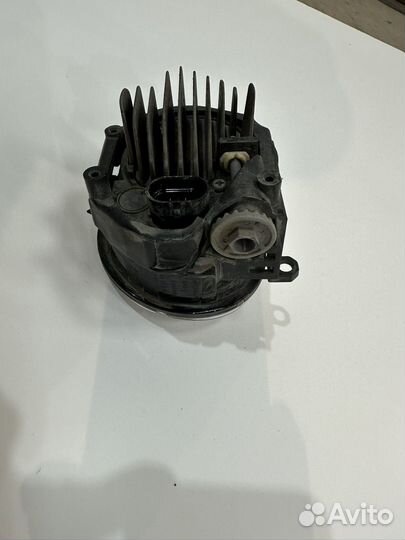 Противотуманная фара тойота камри 70 (левая)