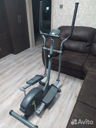 Эллиптический тренажер torneo