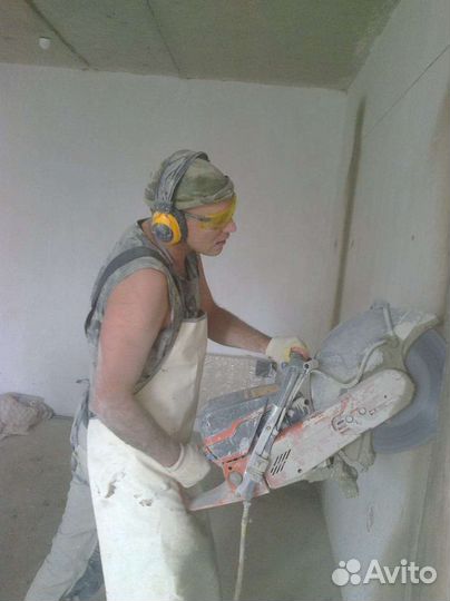 Алмазная резка проёмов и бетона без пыли до 40-см