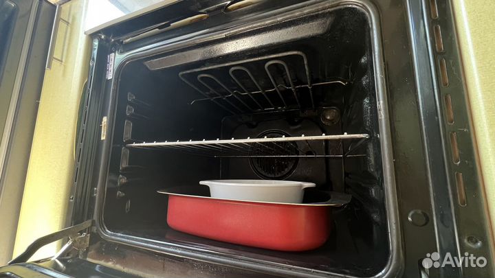 Духовой шкаф + варочная поверхность aristone 10/10