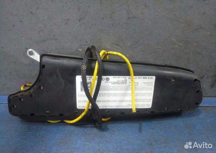 Подушка в сиденье правая Audi A6 C6