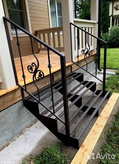 Лестница в дом. Заключаем договор