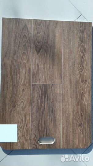 Кварцвиниловая плитка клеевая