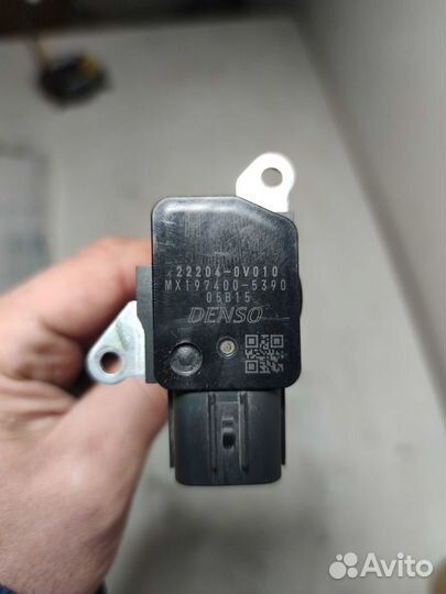 Датчик расхода воздуха дмрв MAF расходомер Toyota