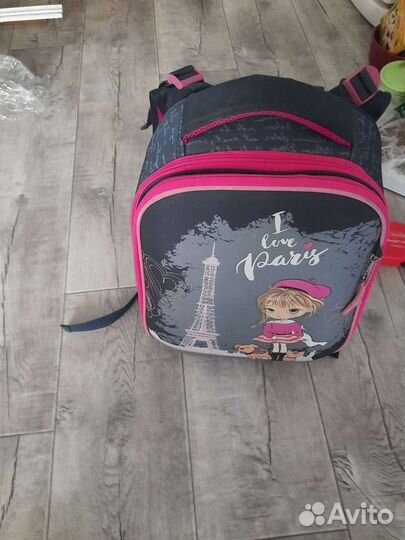 Школьный рюкзак