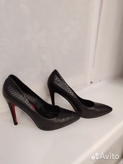 Туфли женские 38 размер черные